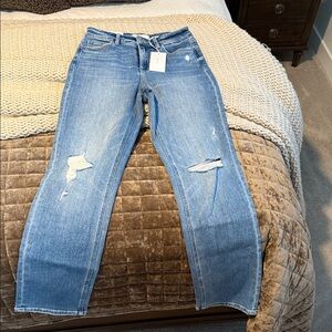 Vervet Victoria Distressed Women Jeans